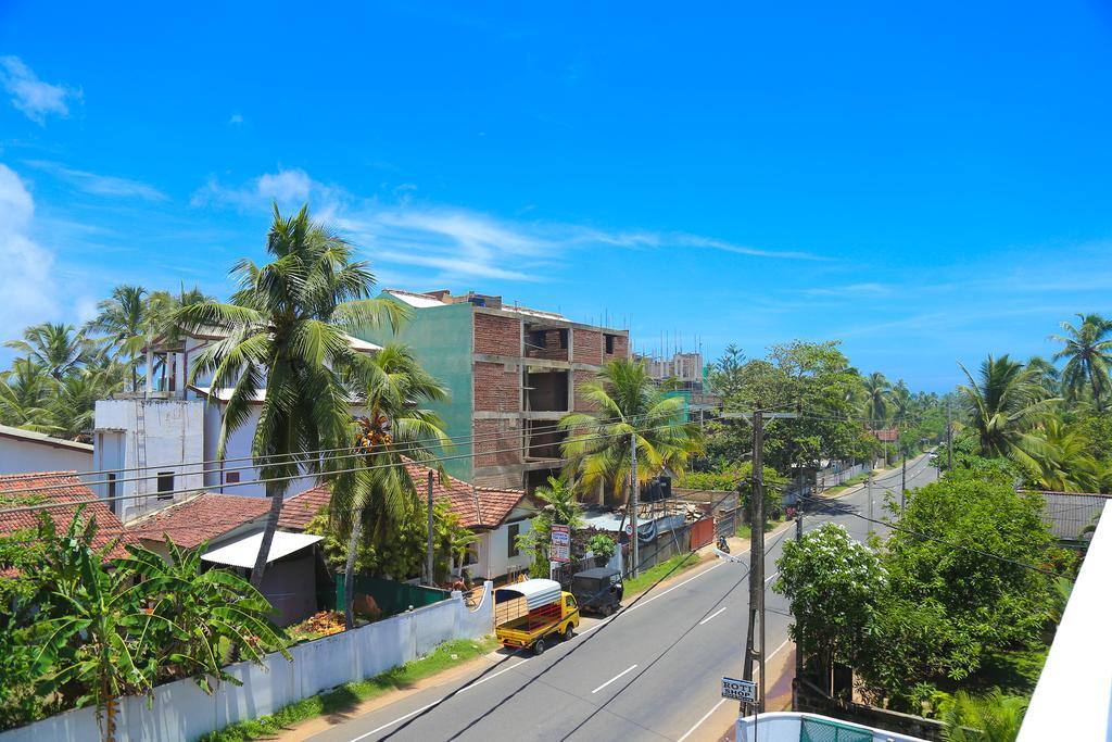 Aurora Hotel Hikkaduwa Exterior foto