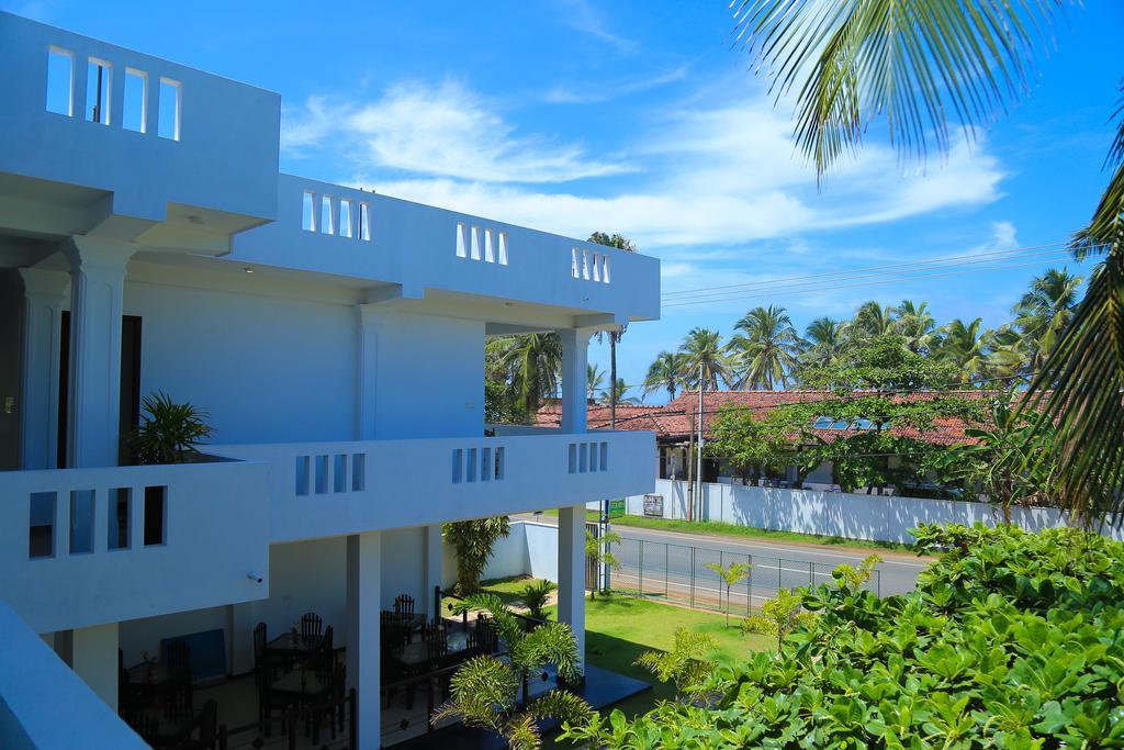 Aurora Hotel Hikkaduwa Exterior foto